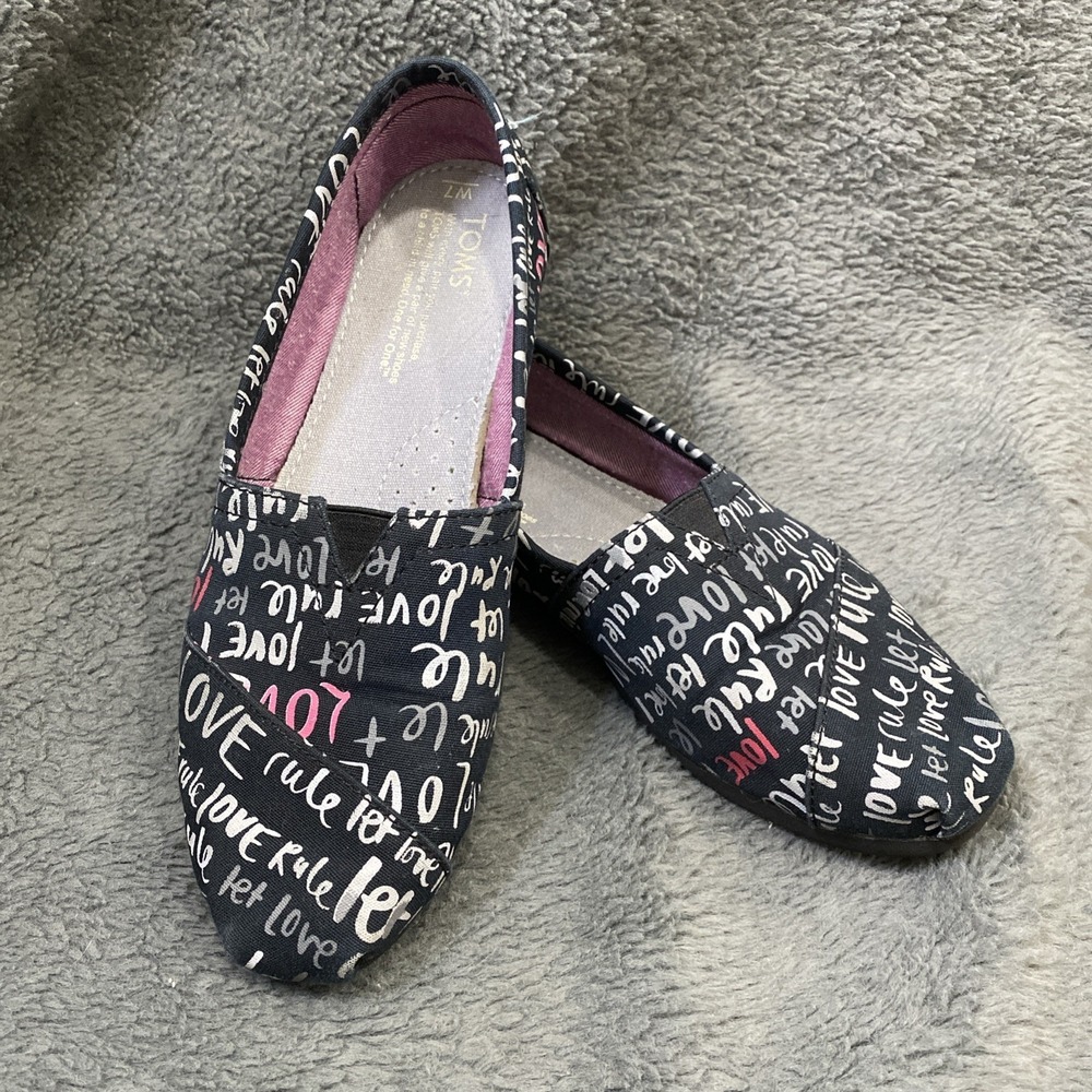 Toms Classic Pink Let Love Rule Slip On Women's Size 7